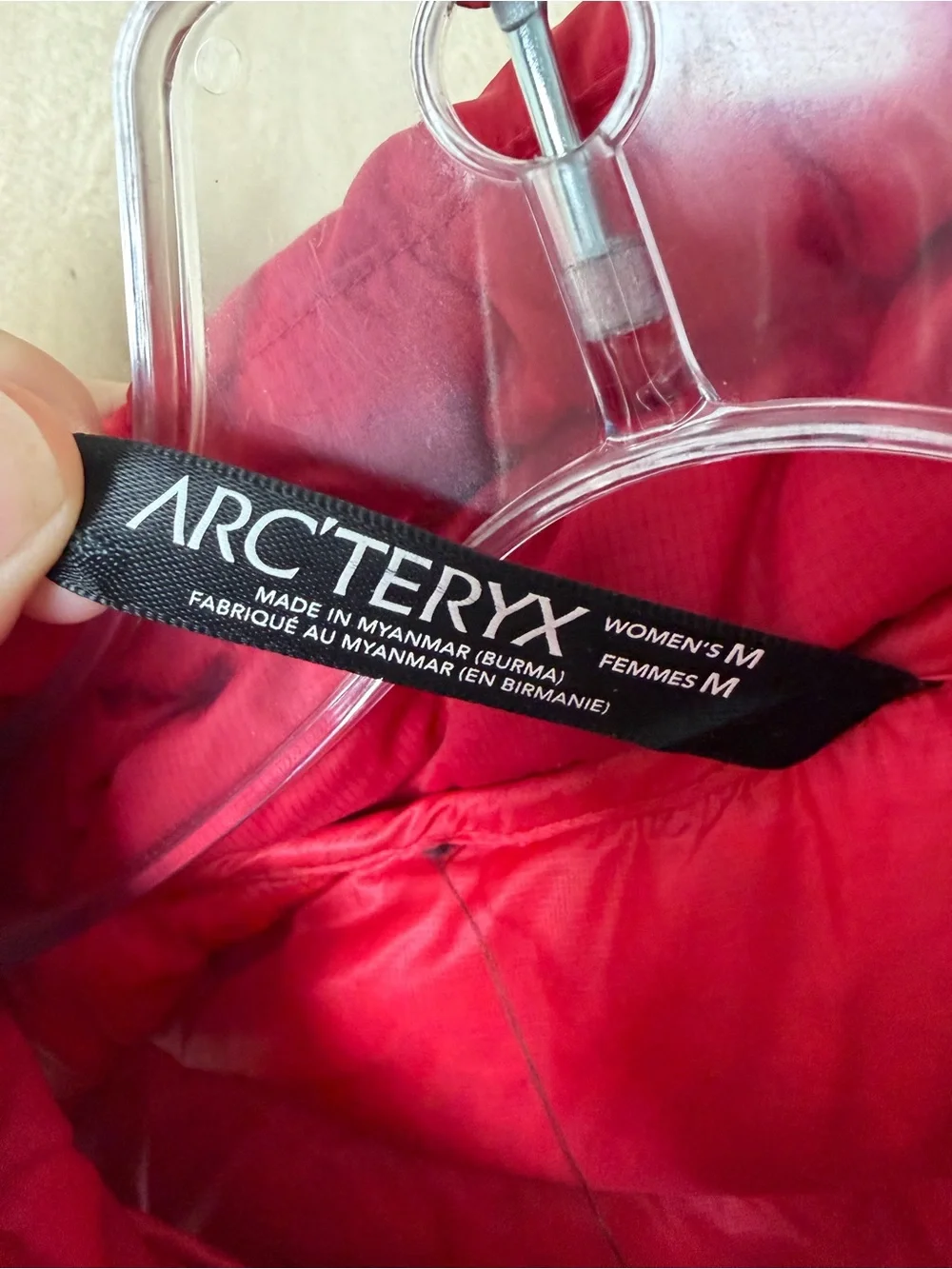 Arc'teryx Women's Cerium LT Vest Berry Red Size Medium - Picture 9 of 9